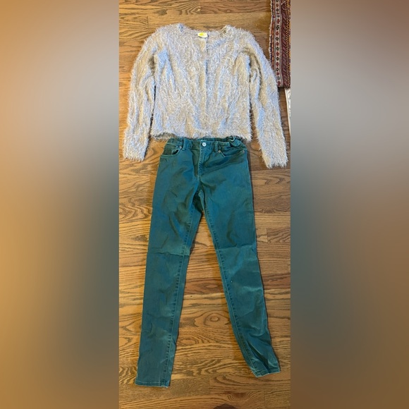 Bundle of Kids Clothes! - Picture 7 of 8